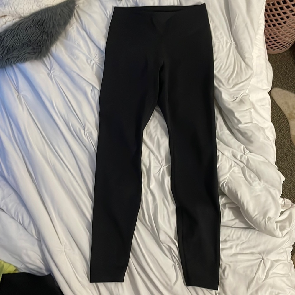 Nike Dri-FIT Women’s Mid-Rise Leggings